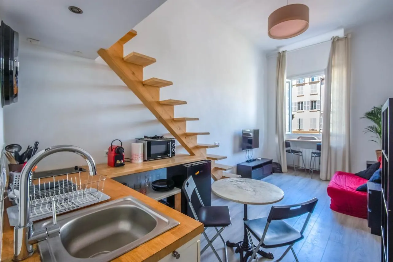 Cours Estienne D'Orves Apartment Marseille