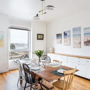 https://le-hauturier-appartement-de-standing-avec-vue-mer.inbrittany.com