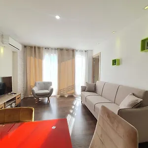 https://family-apartment-salou.catalonia-hotels.com